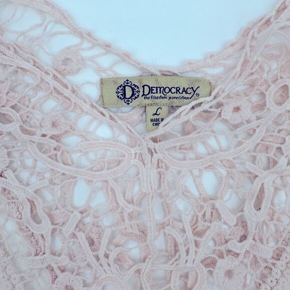 Democracy Blush Lace Crochet Top - Picture 2 of 7